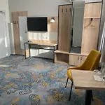 Dobosz 호텔 폴리스
