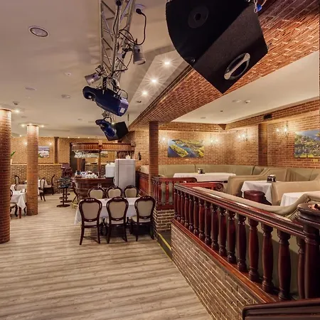 Hotel Dobosz 3*