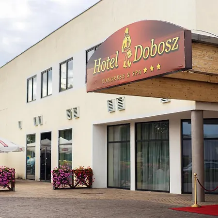 Dobosz Otel Police