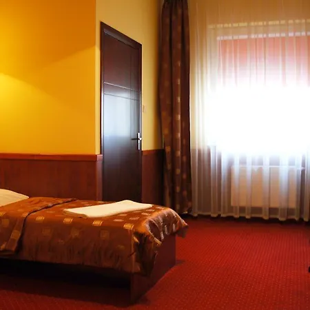 Hotel Dobosz Police