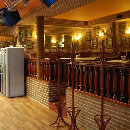 Dobosz Hotel Police