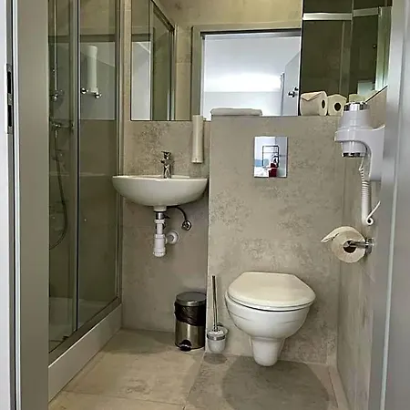 Hotel Dobosz Police