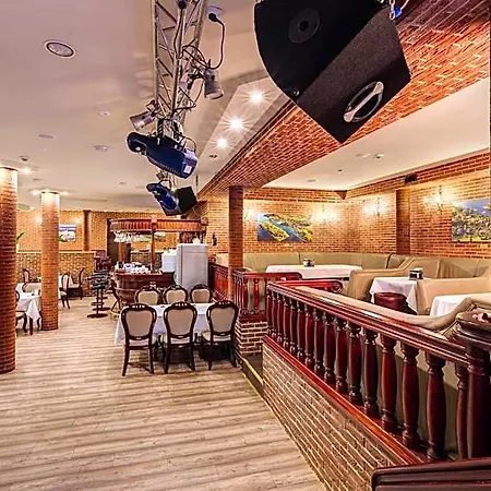 Dobosz Hotel 3*