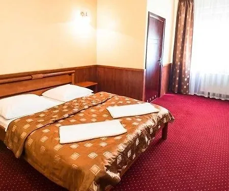 Dobosz Hotell Police