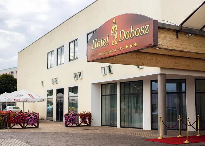 Dobosz Hotel Police